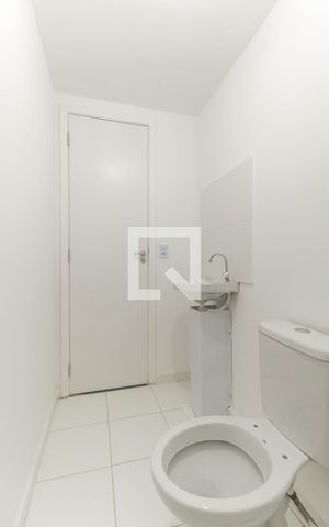 Apartamento para alugar com 30m², 2 quartos e sem vaga Apartamento para alugar com 30m², 2 quartos e sem vagaBanheiro
