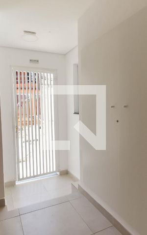 Apartamento para alugar com 30m², 2 quartos e sem vaga Apartamento para alugar com 30m², 2 quartos e sem vagaEntrada