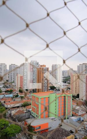 Apartamento à venda com 85m², 3 quartos e 3 vagasVaranda
