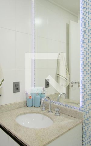 Apartamento à venda com 85m², 3 quartos e 3 vagasBanheiro Social