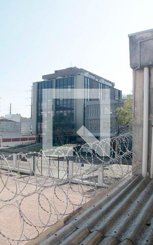 Apartamento à venda com 87m², 2 quartos e sem vagaCozinha + Área de Serviço Vista