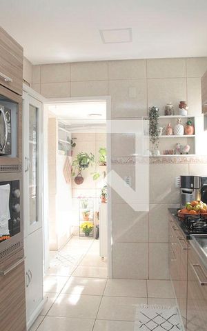 Apartamento à venda com 87m², 2 quartos e sem vagaCozinha + Área de Serviço