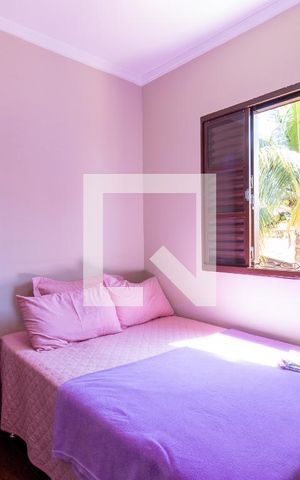 Casa à venda com 257m², 5 quartos e 4 vagasQuarto 2