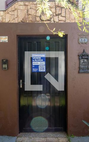 Casa à venda com 257m², 5 quartos e 4 vagasFachada/Placa