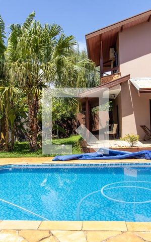 Casa à venda com 257m², 5 quartos e 4 vagasÁrea comum