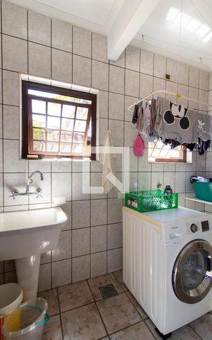 Casa à venda com 257m², 5 quartos e 4 vagasÁrea de Serviço