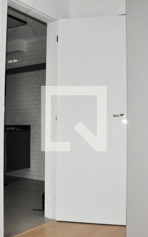 Apartamento à venda com 36m², 2 quartos e sem vaga Apartamento à venda com 36m², 2 quartos e sem vaga Quarto 01 com Suíte