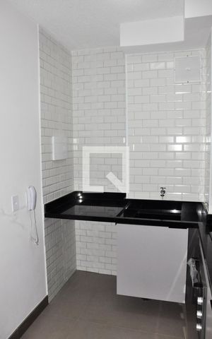 Apartamento à venda com 36m², 2 quartos e sem vaga Apartamento à venda com 36m², 2 quartos e sem vaga Área de Serviço