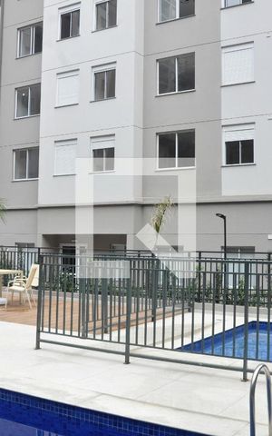 Apartamento à venda com 36m², 2 quartos e sem vaga Apartamento à venda com 36m², 2 quartos e sem vagaÁrea comum - Piscina
