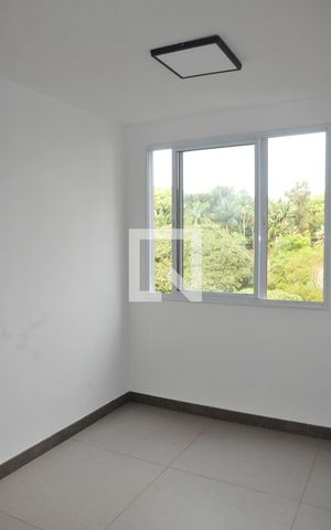 Apartamento à venda com 36m², 2 quartos e sem vaga Apartamento à venda com 36m², 2 quartos e sem vagaDetalhe - Sala