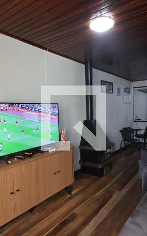 Casa à venda com 88m², 2 quartos e 1 vagaSala