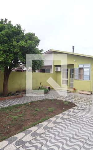 Casa à venda com 88m², 2 quartos e 1 vagaÁrea externa
