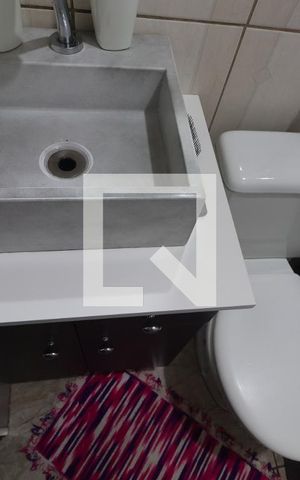 Casa à venda com 88m², 2 quartos e 1 vagaBanheiro