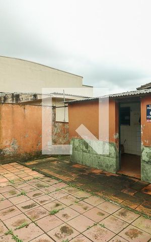 Casa à venda com 95m², 2 quartos e 1 vagaQuintal