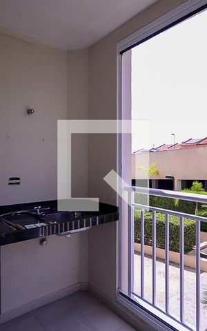 Apartamento à venda com 69m², 3 quartos e sem vaga Apartamento à venda com 69m², 3 quartos e sem vagaSala - Varanda