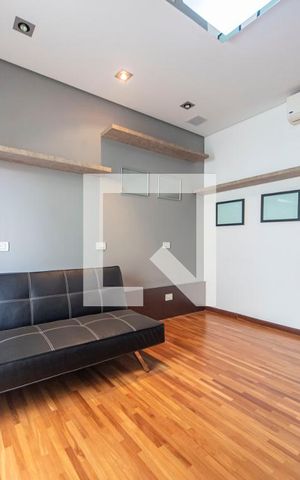 Casa de condomínio à venda com 404m², 3 quartos e 6 vagas Casa de condomínio à venda com 404m², 3 quartos e 6 vagasQuarto 1