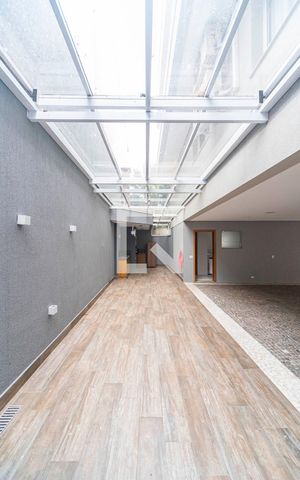Casa de condomínio à venda com 404m², 3 quartos e 6 vagas Casa de condomínio à venda com 404m², 3 quartos e 6 vagasQuintal e Área Gourmet