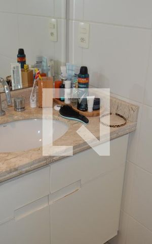 Apartamento à venda com 169m², 3 quartos e 3 vagasBanheiro da Suíte 2