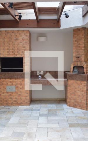 Apartamento à venda com 169m², 3 quartos e 3 vagasChurrasqueira