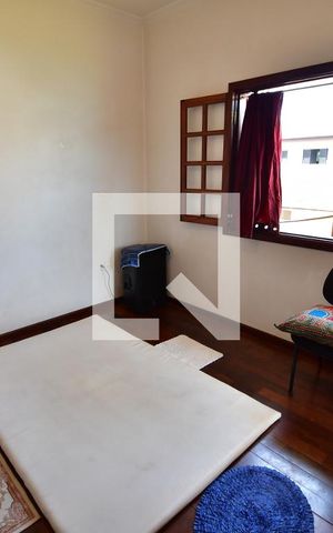 Casa à venda com 420m², 5 quartos e 3 vagasQuarto 3 - Suíte