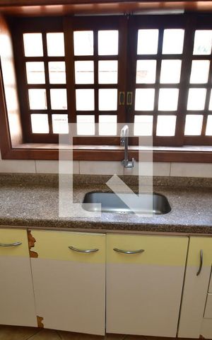 Casa à venda com 420m², 5 quartos e 3 vagasCozinha