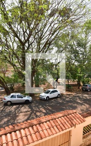 Casa à venda com 420m², 5 quartos e 3 vagasQuarto 2 - Vista