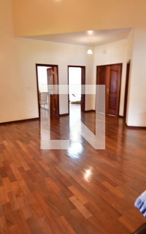 Casa à venda com 420m², 5 quartos e 3 vagasSala 1