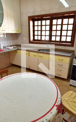 Casa à venda com 420m², 5 quartos e 3 vagasCozinha