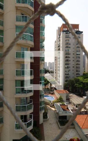 Apartamento à venda com 131m², 3 quartos e 3 vagasVista da Suíte 2