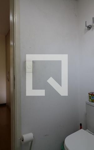 Apartamento à venda com 131m², 3 quartos e 3 vagasBanheiro da Suíte 2