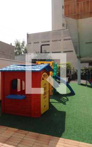 Apartamento à venda com 131m², 3 quartos e 3 vagasÁrea Comum - Playground