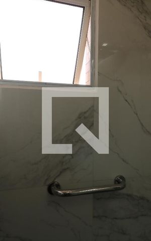 Apartamento à venda com 131m², 3 quartos e 3 vagasBanheiro Social - Box