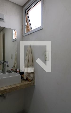 Apartamento à venda com 131m², 3 quartos e 3 vagasBanheiro da Suíte 2