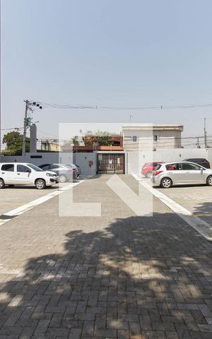 Apartamento à venda com 50m², 2 quartos e 1 vaga Apartamento à venda com 50m², 2 quartos e 1 vagaEstacionamento