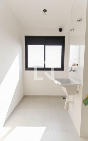 Apartamento à venda com 50m², 2 quartos e 1 vaga Apartamento à venda com 50m², 2 quartos e 1 vagaÁrea de Serviço