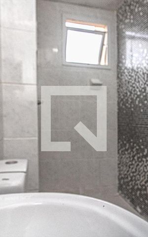Apartamento para alugar com 45m², 2 quartos e 1 vaga Apartamento para alugar com 45m², 2 quartos e 1 vagaBanheiro
