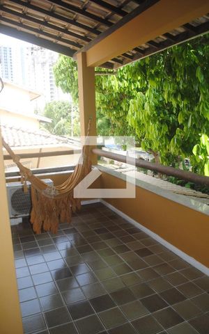 Casa de condomínio para alugar com 420m², 5 quartos e 3 vagasVaranda do Quarto 2