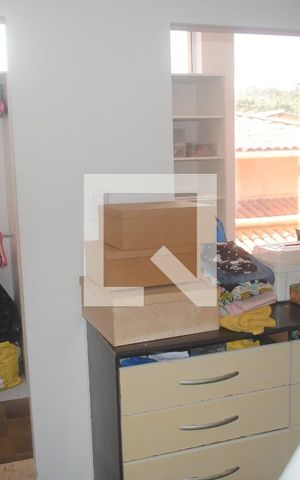 Casa de condomínio para alugar com 420m², 5 quartos e 3 vagasCloset