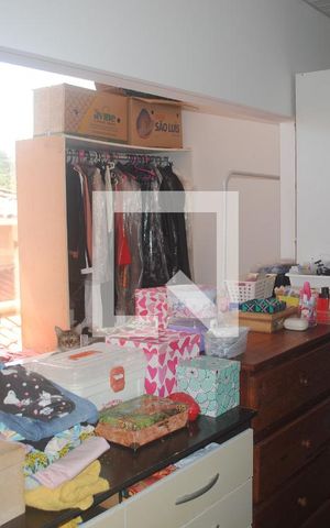 Casa de condomínio para alugar com 420m², 5 quartos e 3 vagasCloset