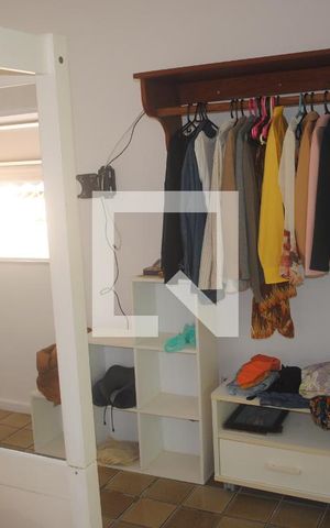Casa de condomínio para alugar com 420m², 5 quartos e 3 vagasQuarto 2