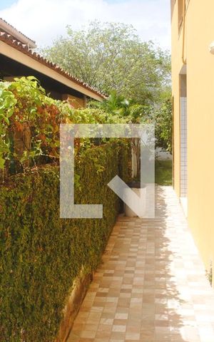 Casa de condomínio para alugar com 420m², 5 quartos e 3 vagasCorredor