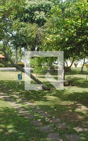 Casa de condomínio para alugar com 420m², 5 quartos e 3 vagasArea Verde
