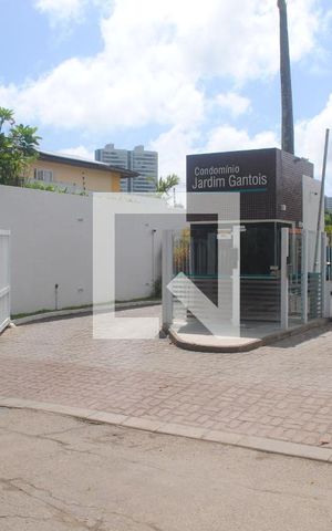 Casa de condomínio para alugar com 420m², 5 quartos e 3 vagasFachada