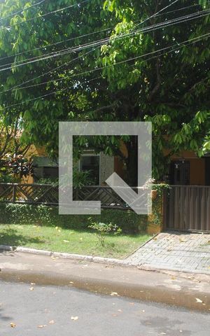 Casa de condomínio para alugar com 420m², 5 quartos e 3 vagasFachada da casa