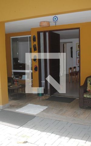 Casa de condomínio para alugar com 420m², 5 quartos e 3 vagasÁrea Externa
