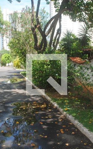 Casa de condomínio para alugar com 420m², 5 quartos e 3 vagasVista da Rua