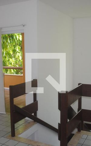 Casa de condomínio para alugar com 420m², 5 quartos e 3 vagasÁrea dos Quartos