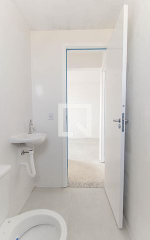Apartamento à venda com 50m², 2 quartos e 1 vaga Apartamento à venda com 50m², 2 quartos e 1 vagaBanheiro