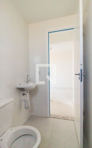 Apartamento à venda com 50m², 2 quartos e 1 vaga Apartamento à venda com 50m², 2 quartos e 1 vagaBanheiro