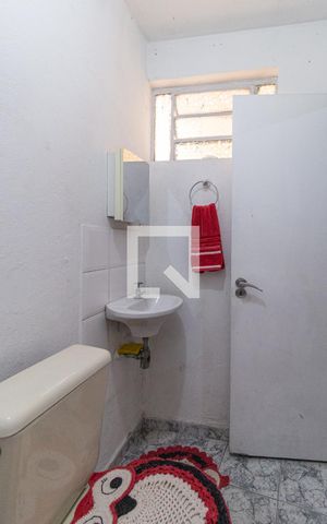 Casa à venda com 224m², 5 quartos e 3 vagasBanheiro
